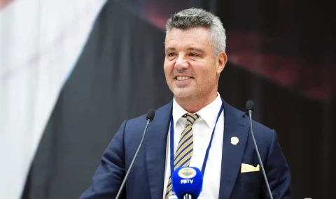 Uyuşturucu soruşturmasından gözaltına alınan Sadettin Saral, Adli Tıp Kurumu'na sevk edildi