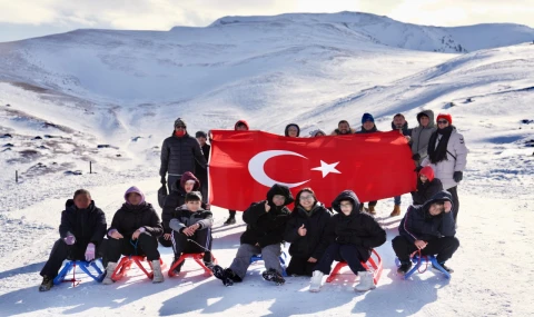 Koruma altındaki çocuklara güzel bir gün
