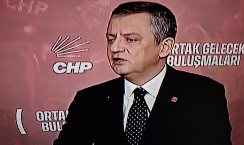 Özgür Özel'den 'süreç' mesajı: 'CHP’ne rol biçmeye çalışanları dikkatle izliyoruz'