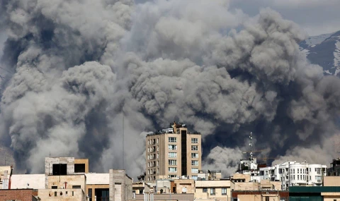 Savaşta 3. gün: İran 'müzakere yapmayacağını' açıkladı