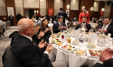 Şehit ve gazilerimizi için Ataşehir’de iftar