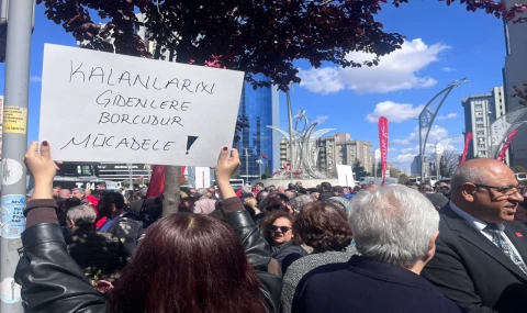 ATAŞEHİRLİLER GÖZALTINDAKİ ONURSAL ADIGÜZEL İÇİN YÜRÜYOR