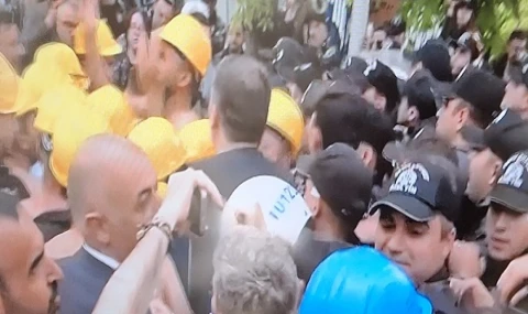 Madenciyi duymadı; Bakanı duydu... Ama yine direnen kazandı