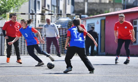 Ortahisar Belediyesi'nden futsal takımına destek