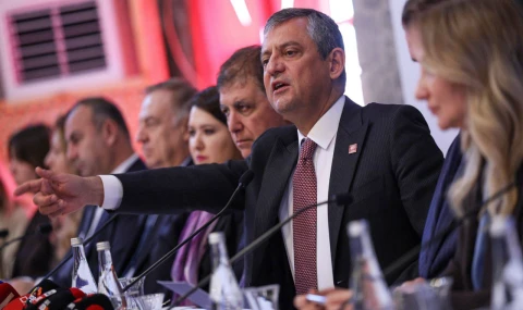 Özgür Özel’den ‘yoksulluk’ açıklaması: Sosyal demokrat müdahaleye ihtiyaç var