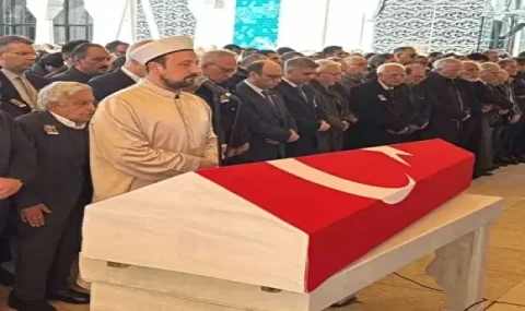 Prof. HATEMİ TOPRAKLA BULUŞTURULDU