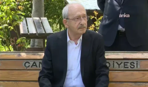 Kılıçdaroğlu, gazetecilerle bayramlaştı:  Özgür Özel'in sandık çağrısına yanıt verdi