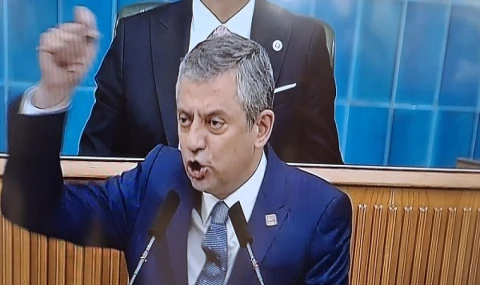 Özgür Özel beklenen 'tarihi' konuşmasını yaptı