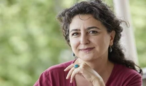 Mersin Kenti Edebiyat Ödülü Sema Kaygusuz'a