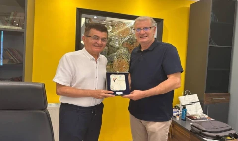Mesut Şenol ile Bülent Elitok'a şiir dalında İtalya'dan ödül