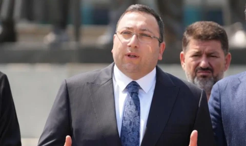 AKP'li Üsküdar Belediye Başkan Vekili Gültekin trafik kazasında yaşamını yitirdi