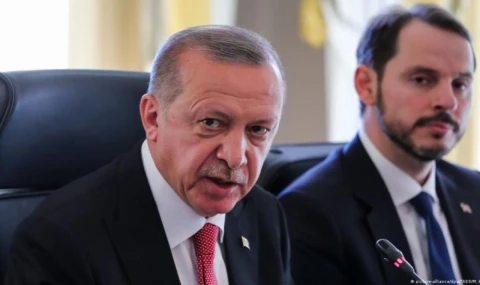 İsmet Berkan yazdı: Çok sinirleniyor ama...