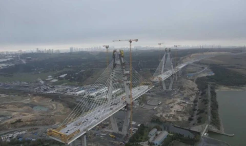 İstanbul'a 8 şeritli yeni köprü